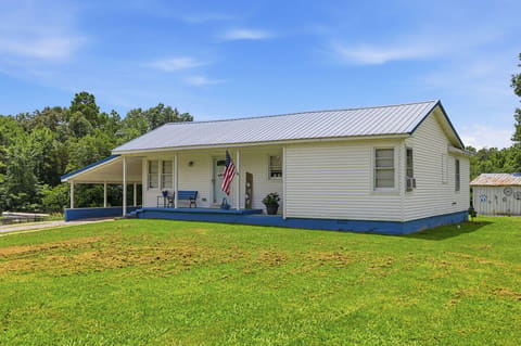 3801 N Wadesboro Road, Benton, KY 42025 — photo 2