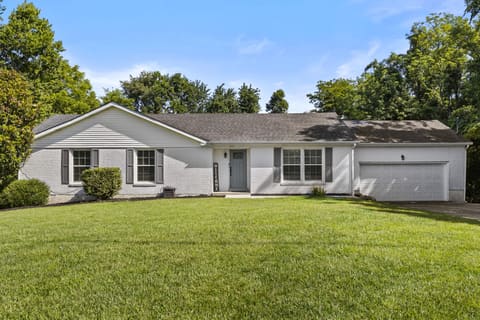 1008 Blackoak Drive, Frankfort, KY 40601 — photo 2