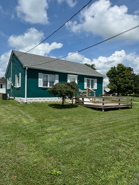 449 Mooreland Avenue, Harrodsburg, KY 40330 — photo 2