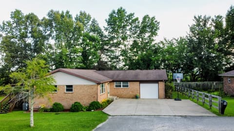 102 Shannon Square, Corbin, KY 40701 — photo 2