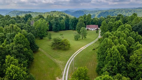 3152 Tipton Road, Ravenna, KY 40472 — photo 2