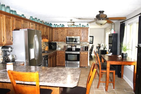 460 Combs Circle, London, KY 40744 — photo 2