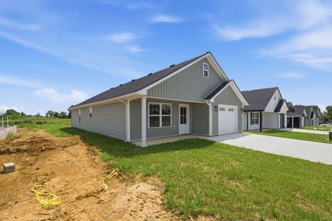 186 Charles Carr Drive, Harrodsburg, KY 40330 — photo 4