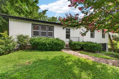 703 East Drive, Danville, KY 40422 — photo 2