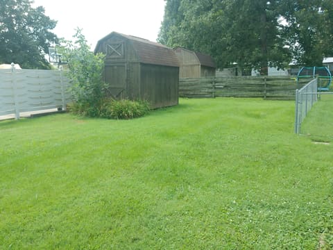221 Maple Avenue, Calvert City, KY 42029 — photo 4