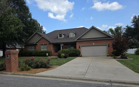 180 Peppers Mill Drive, Paducah, KY 42001 — photo 2