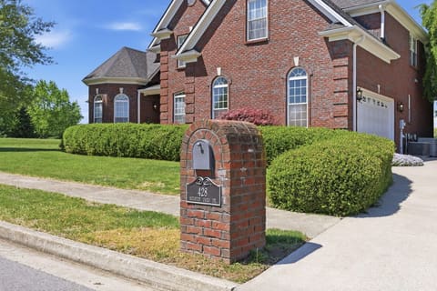 428 Houston Oaks Drive, Paris, KY 40361 — photo 3