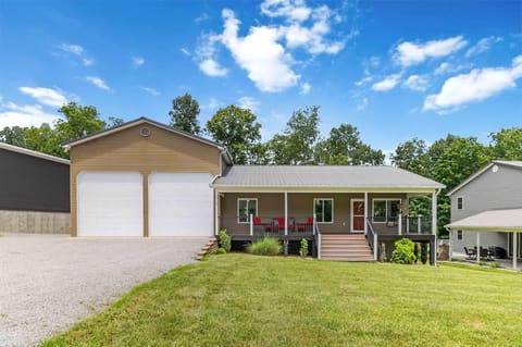 209 Indian Hills Drive, Russell Springs, KY 42642 — photo 4