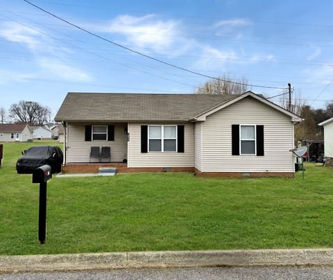 1977 Timberline Circle, Oak Grove, KY 42262 — photo 2