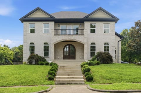 2269 Savannah Lane, Lexington, KY 40513 — photo 2