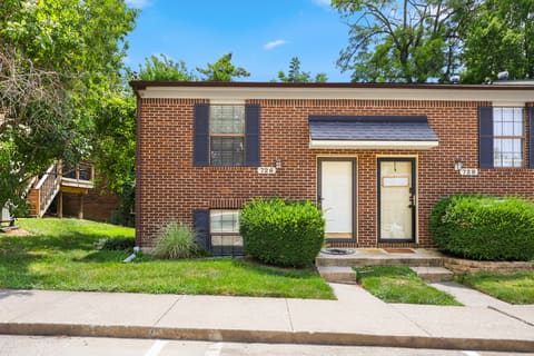726 Spring Meadows Drive, Lexington, KY 40504 — photo 2