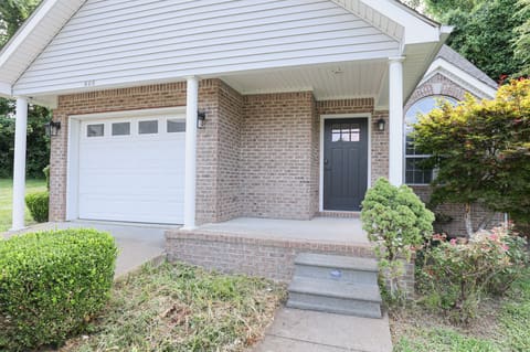 905 Stonebrook Court, Paducah, KY 42003 — photo 3