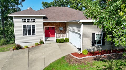 378 Harbor Drive, Cadiz, KY 42211 — photo 2