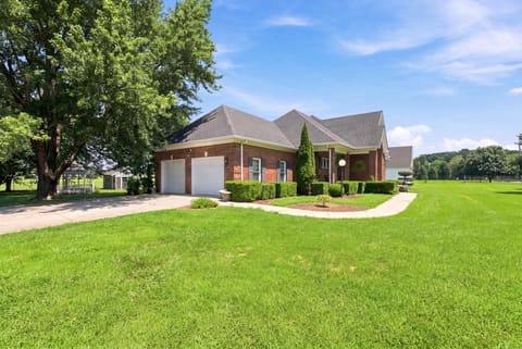 7370 Cartersville Road, Berea, KY 40403 — photo 4