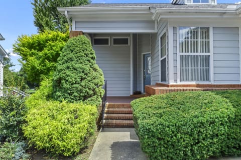 1044 Griffin Gate Drive, Lexington, KY 40511 — photo 3