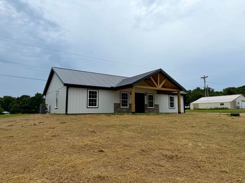 111 Crestview Lane, Cadiz, KY 42211 — photo 4