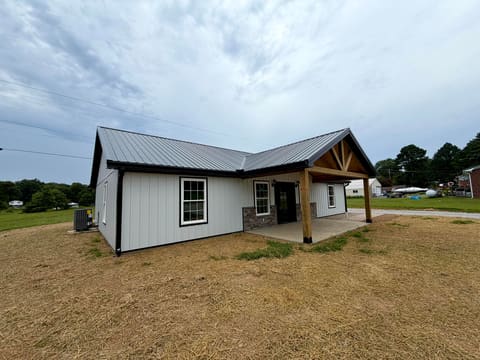 111 Crestview Lane, Cadiz, KY 42211 — photo 5