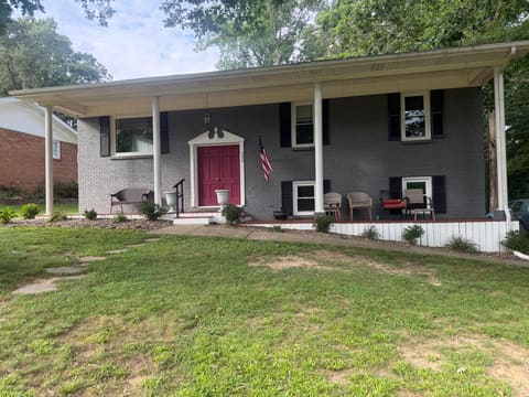336 Oaklawn Circle, Corbin, KY 40701 — photo 2