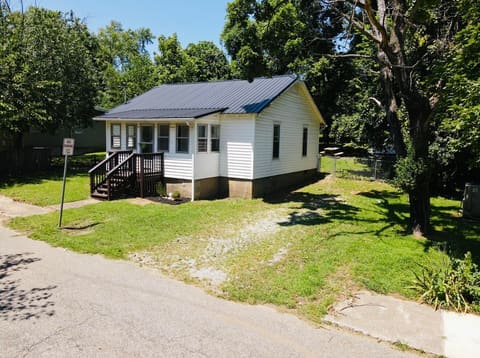 719 Hodge Street, Madisonville, KY 42431 — photo 5