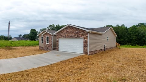 140 Devils Neck Road, Corbin, KY 40701 — photo 3