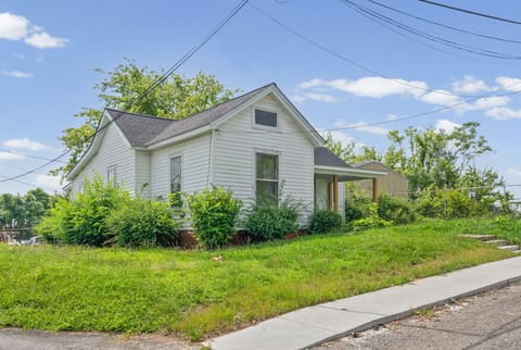114 S Clay Street, Hopkinsville, KY 42240 — photo 2