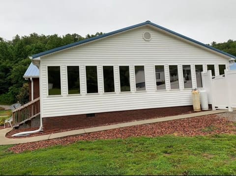 3947 KY-638, Manchester, KY 40962 — photo 2