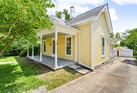 208 S Winter Street, Midway, KY 40347 — photo 3