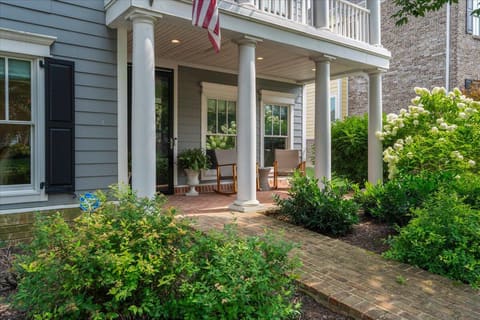 1988 General Warfield Way, Lexington, KY 40505 — photo 3