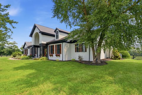 109 Stirling Lane, Versailles, KY 40383 — photo 4