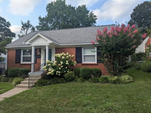 621 Cardinal Lane, Lexington, KY 40503 — photo 2
