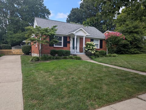 621 Cardinal Lane, Lexington, KY 40503 — photo 3