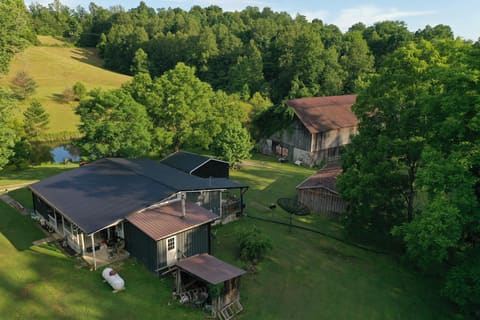 4749 4749 Highway, Beattyville, KY 41311 — photo 2