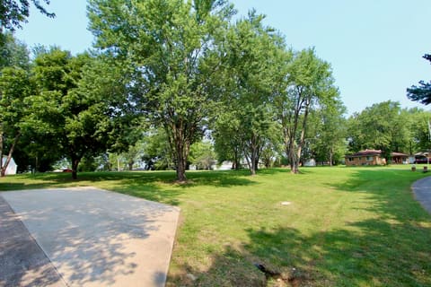 201 Pine Street, Eddyville, KY 42038 — photo 2
