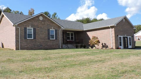 110. Fay Street, Jeffersonville, KY 40337 — photo 3