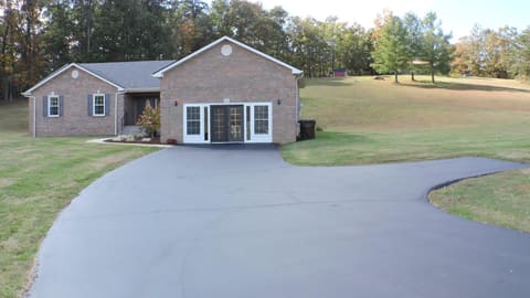 110. Fay Street, Jeffersonville, KY 40337 — photo 4