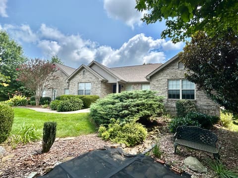 568 White Tail Run Drive, Somerset, KY 42503 — photo 3