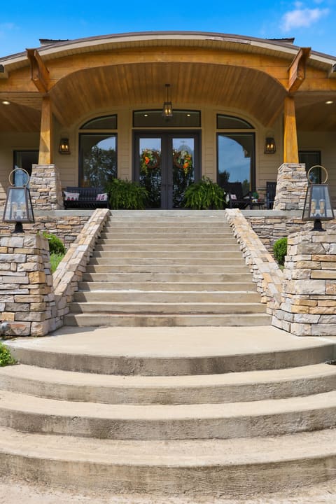 472 Hunter Drive, Lancaster, KY 40444 — photo 2