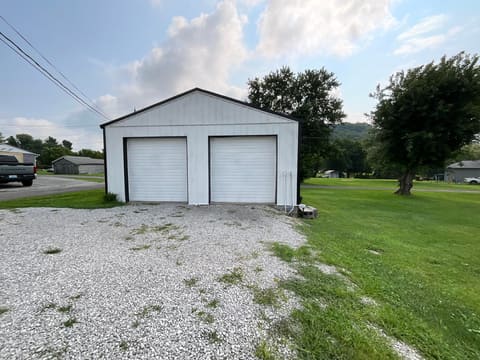 3186 KY-198, Hustonville, KY 40437 — photo 4