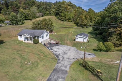 6194 Highway 460, West Liberty, KY 41472 — photo 2