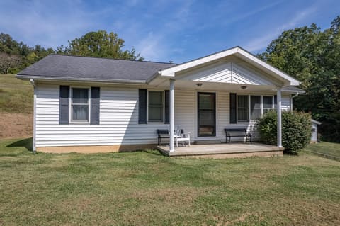 6194 Highway 460, West Liberty, KY 41472 — photo 3