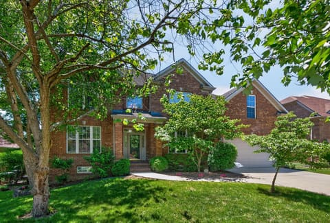 2228 Barnwell Lane, Lexington, KY 40513 — photo 2