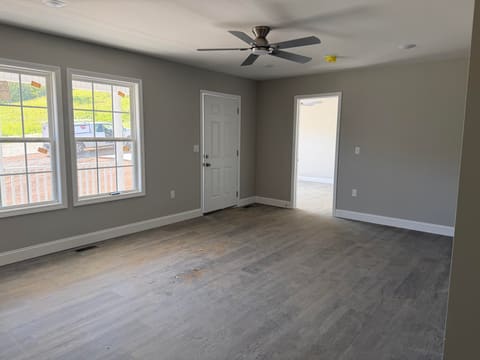 76 Whispering Oaks Lane, London, KY 40744 — photo 2