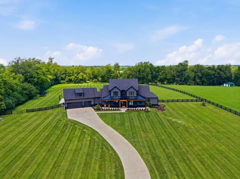 5039 Combs Ferry Road, Winchester, KY 40391 — photo 2
