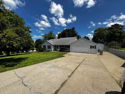 491 N Homestead Lane, Lancaster, KY 40444 — photo 5