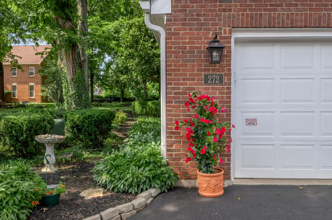 272 Chippendale Circle, Lexington, KY 40517 — photo 2