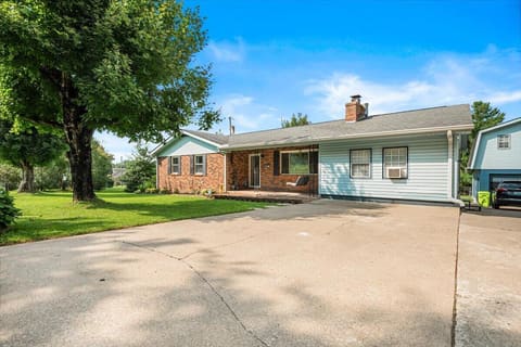 1406 Oak Ridge Road, Corbin, KY 40701 — photo 2