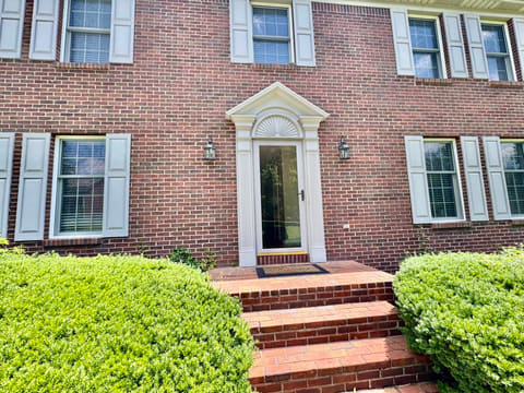 102 Iron Liege Drive, Danville, KY 40422 — photo 2