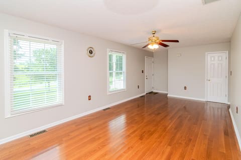 2725 Goshen Road, Winchester, KY 40391 — photo 5