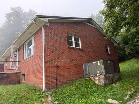 1044 Kentucky 1426, Banner, KY 41603 — photo 2