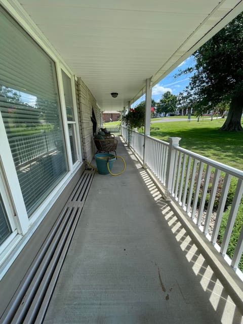 102 Maplewood Drive, Lancaster, KY 40444 — photo 5